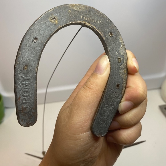 Set Of 2 Vintage Bird on Wire Sculpture Horseshoe Art - Picture 8 of 12